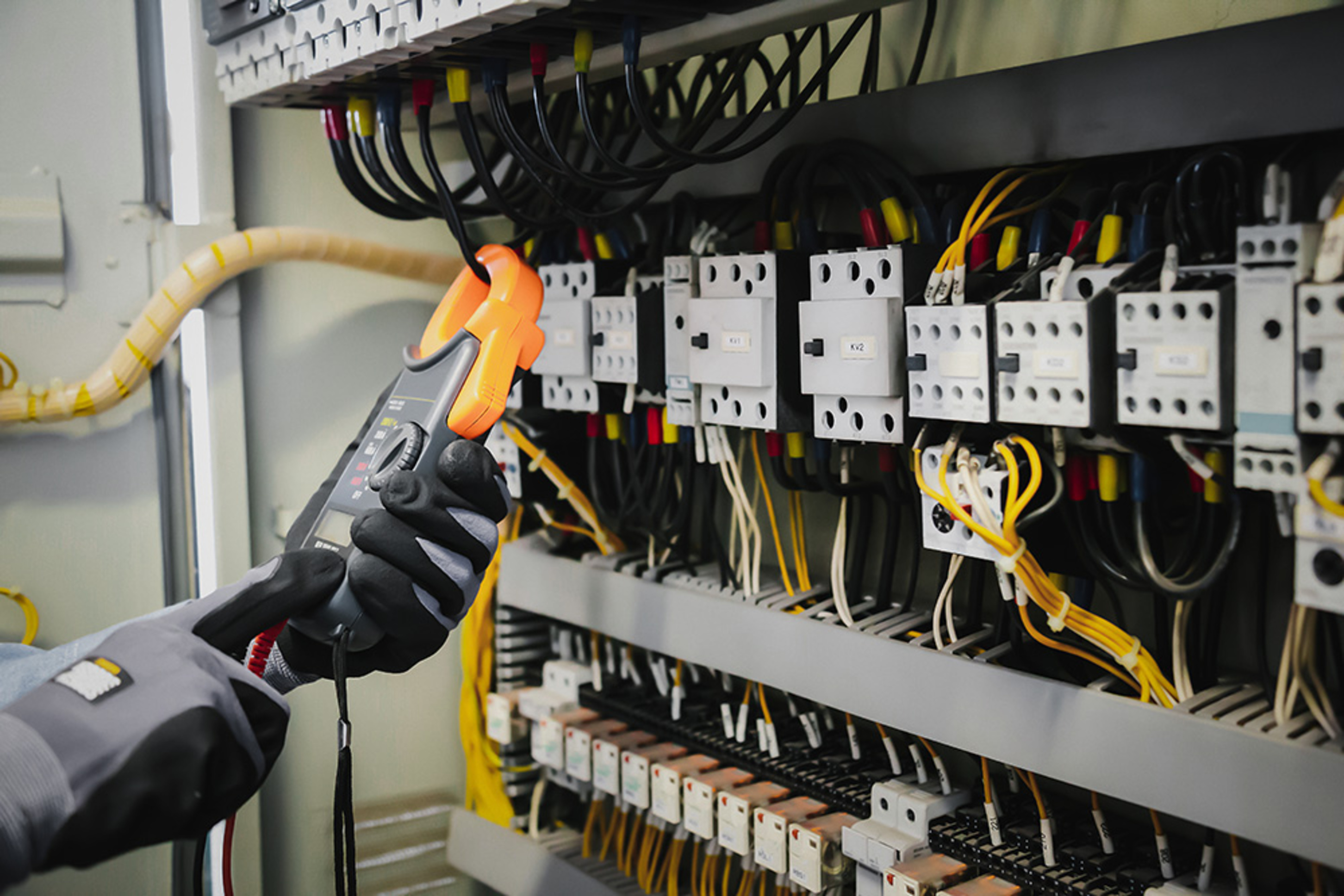 DGUV Vorschrift 3-Check bei RP Light Systems GbR in Erfurt