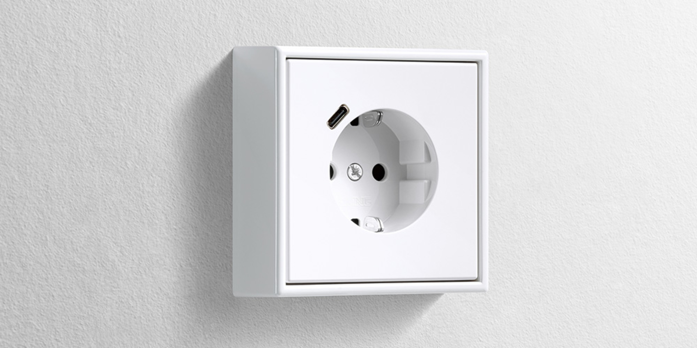 Erweiterter Anschlussraum für die Nachrüstung bei RP Light Systems GbR in Erfurt