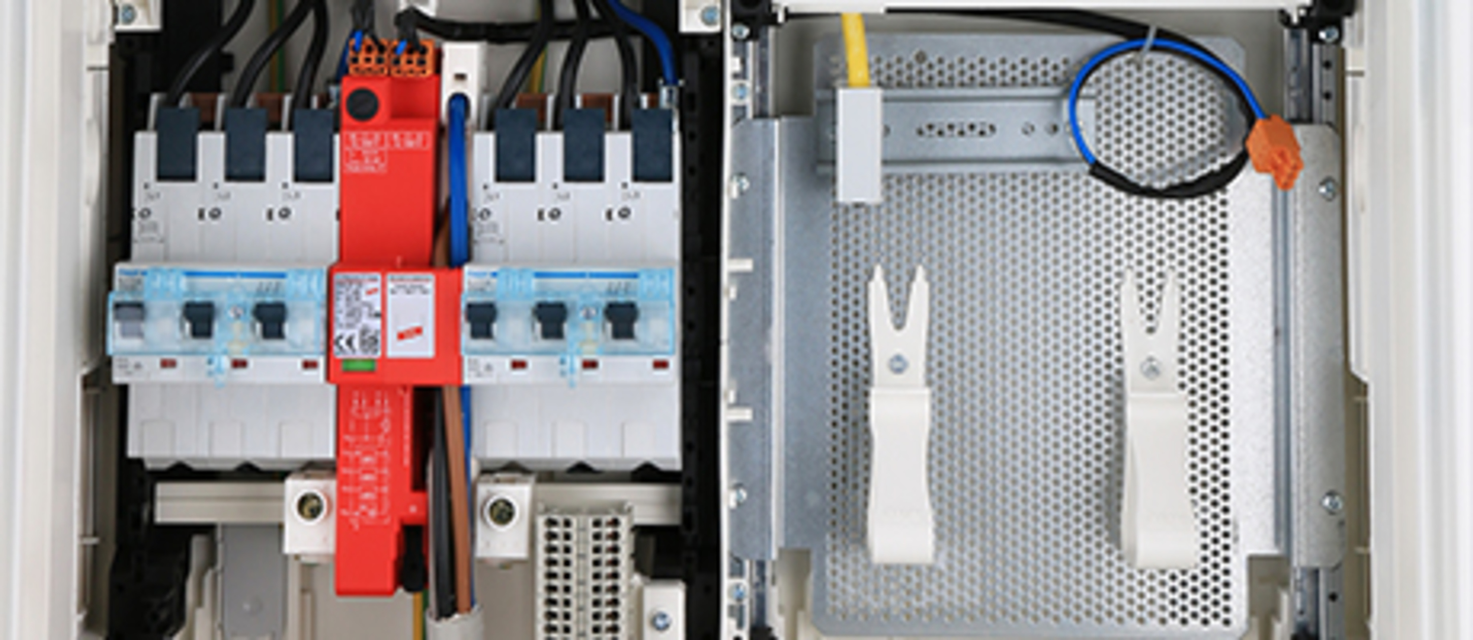 Hausanschluss, Zähler und Unterverteiler bei RP Light Systems GbR in Erfurt